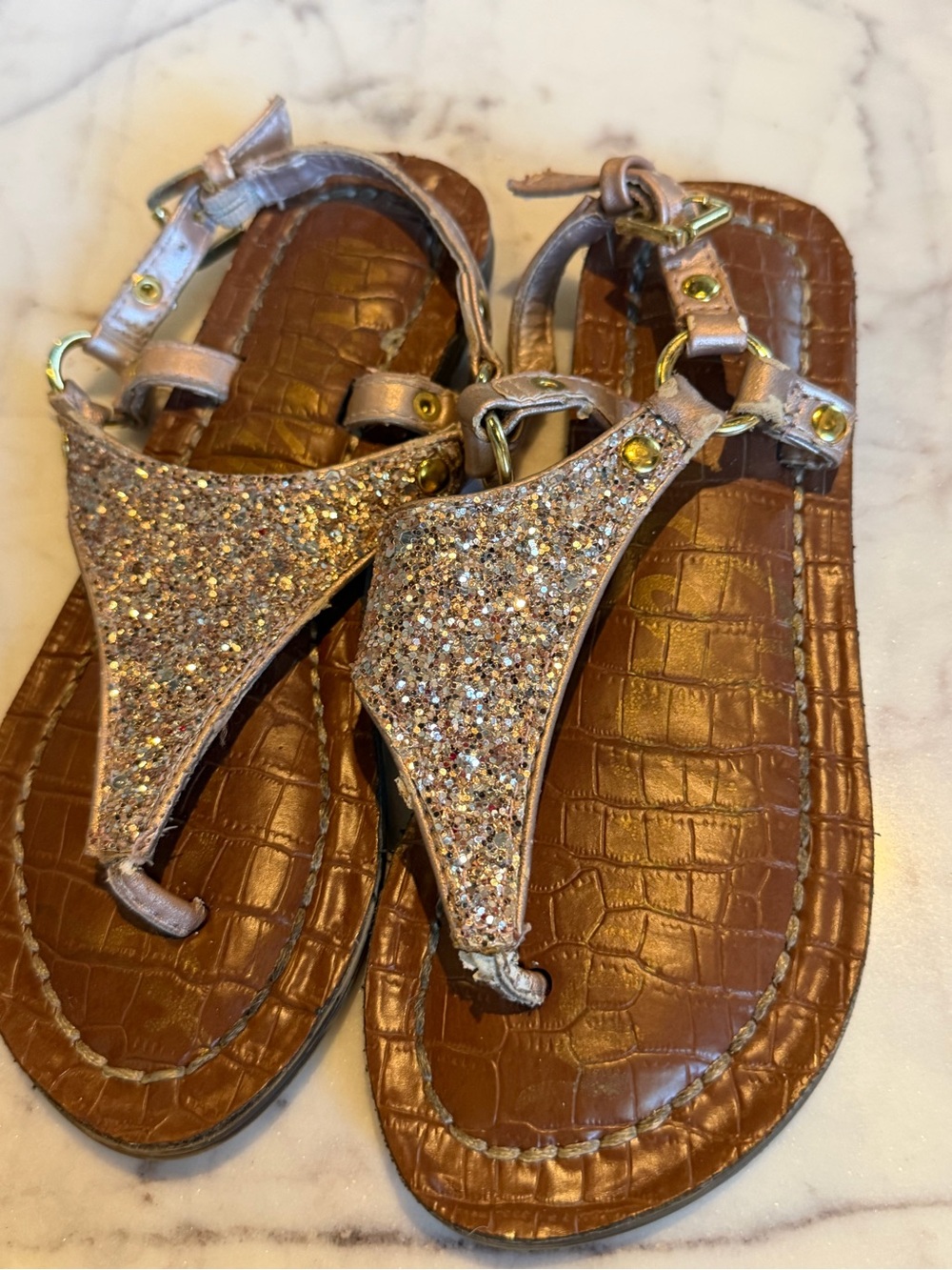 Sam Edelman Glitter T-Strap Sandals in Rose Gold Girl’s 13